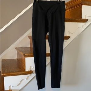 PINK Victoria's Secret Black Leggings Size Medium